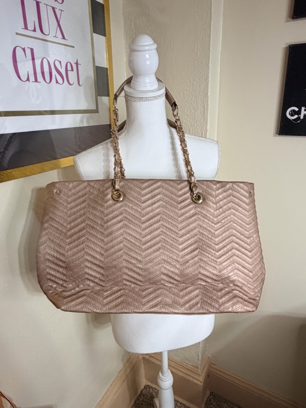 Chevron Quilted Tote Bag in Blush Taupe